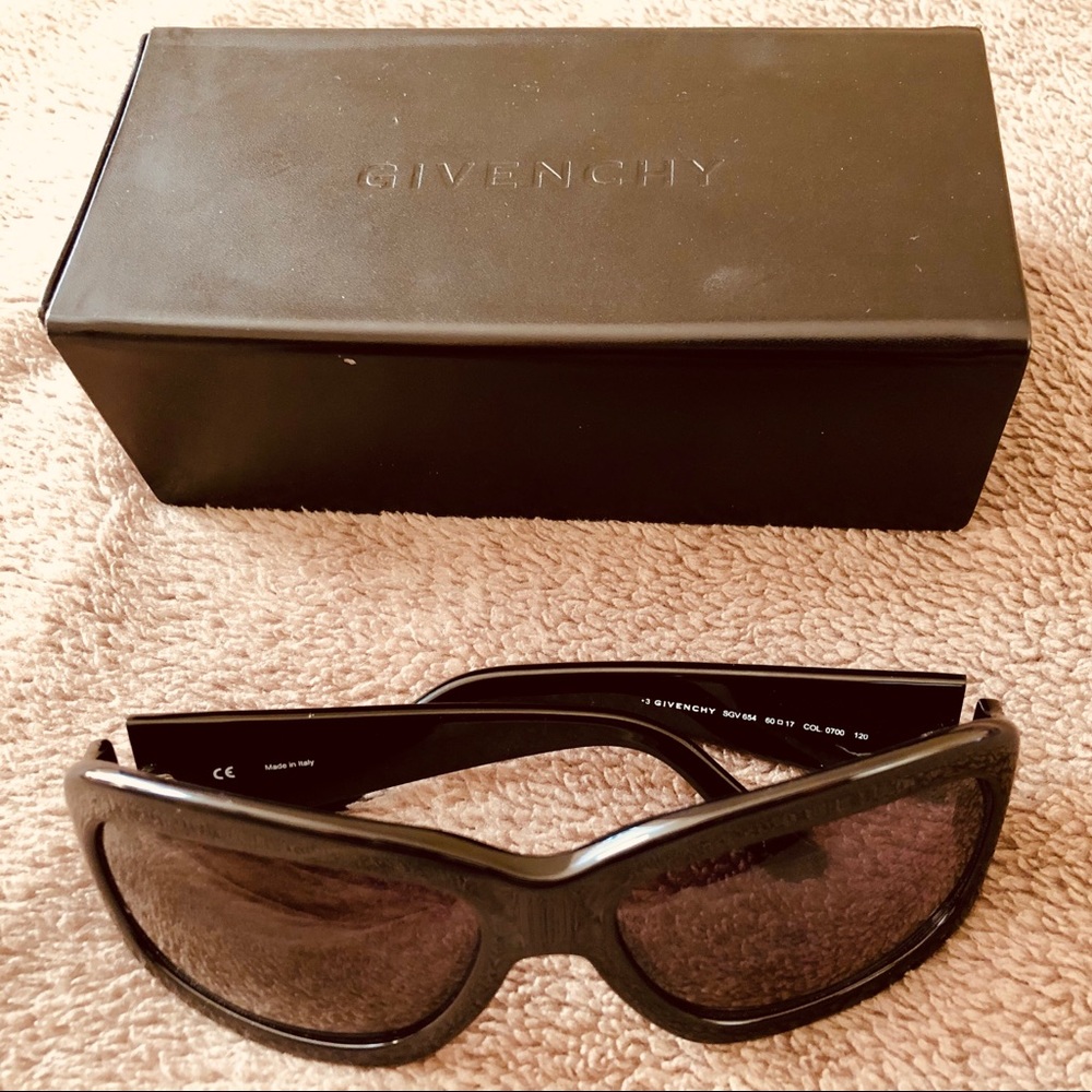 Authentic Givenchy Unisex Sunglasses Brand New